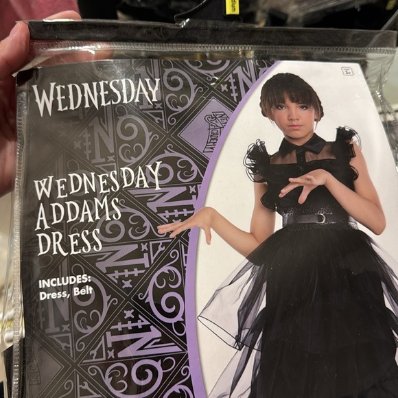Kids medium Wednesday costume size 8-10, used 1x - Picture 5 of 6